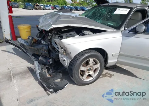 2006 Mercury Grand Marquis Gs z USA, uszkodzony, nr VIN 2MEFM74VX6X646118